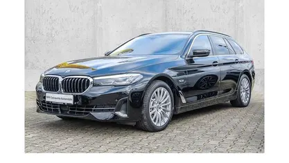 Gebraucht 2022 BMW 530e iPerformance Kombi | 32.880 € (Superpreis)