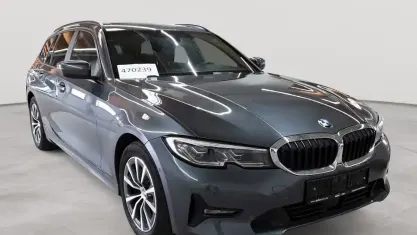 Gebraucht BMW 320 Advantage 190 PS (139 kW) 2021 Mineralgrau metallic Kombi