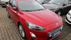 Rot Gebraucht 2021 Ford Focus Titanium X Limousine | 18.890 € (Fairer Preis)