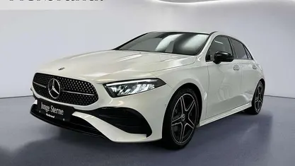 Gebraucht 2025 Mercedes A200 AMG Limousine | 32.490 € (Fairer Preis)