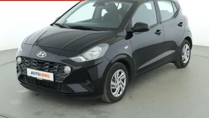 Gebraucht Hyundai i10 Style 84 PS (61 kW) 2020 Schwarz Kleinwagen