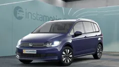 Blau Gebraucht 2024 VW Touran Move Van / Kleinbus | 33.950 € (Fairer Preis)