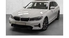 Alpinweiss Gebraucht 2020 BMW 320 Sport Line Kombi | 26.990 € (Teuer)
