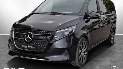 Gebraucht 2025 Mercedes V300 Avantgarde Van / Kleinbus | 77.900 € (Teuer)