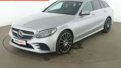 Gebraucht Mercedes C180 AMG line 156 PS (114 kW) 2020 Grau Kombi
