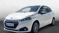 Weiß Gebraucht 2016 Peugeot 208 Allure Kleinwagen | 8.890 € (Guter Preis)