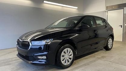 Neu Skoda Fabia Selection 95 PS (69 kW) 2025 [1z1z] black magic metallic [1z1z] black magic metallic Kleinwagen