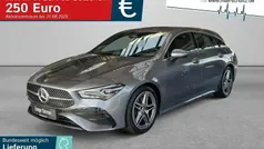 Andere farbe Gebraucht 2024 Mercedes CLA220 Shooting Brake AMG Kombi | 36.980 € (Fairer Preis)