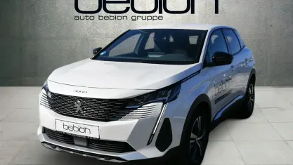 Gebraucht Peugeot 3008 Allure 136 PS (100 kW) 2024 Perlmutt weiss Limousine