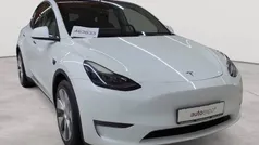 Pearl white multicoat Gebraucht 2021 Tesla Model Y SUV | 29.190 € (Superpreis)