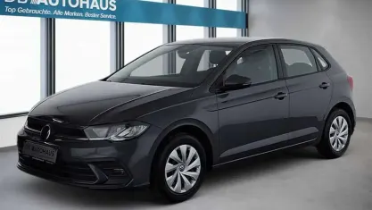 Gebraucht VW Polo Life 95 PS (69 kW) 2024 Grau Kleinwagen