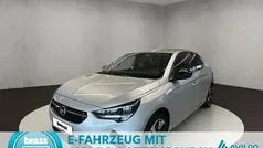 Kristall silber (metallic) Gebraucht 2022 Opel Corsa-e Elegance Kleinwagen | 17.850 € (Fairer Preis)