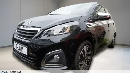 Gebraucht Peugeot 108 Top! Collection 72 PS (52 kW) 2020 Schwarz Kleinwagen