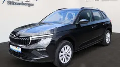 Schwarzmagic perleffekt Neu 2024 Skoda Kamiq Essence SUV | 23.990 € (Guter Preis)
