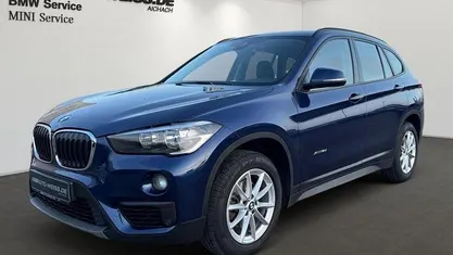 Blau Gebraucht 2017 BMW X1 Advantage SUV | 18.900 € (Guter Preis)