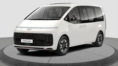 Weiss Gebraucht 2025 Hyundai Staria Signature Van | 49.495 € (Guter Preis)