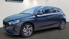 Aurora grey / met Gebraucht 2024 Hyundai i20 Trend Kleinwagen | 21.490 € (Fairer Preis)