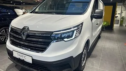Weiß Gebraucht 2024 Renault Trafic Komfort Van / Kleinbus | 28.990 € (Fairer Preis)