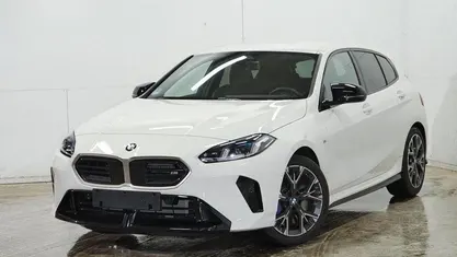 Gebraucht 2024 BMW M135 Performance Kleinwagen | 37.890 € (Guter Preis)