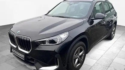 Gebraucht BMW X1 Performance 136 PS (100 kW) 2023 Black sapphire metallic (schwarz) SUV