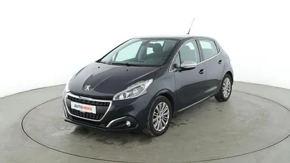 Gebraucht Peugeot 208 Allure 110 PS (80 kW) 2018 Grau Kleinwagen