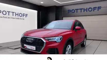Gebraucht Audi Q3 Ambiente 200 PS (147 kW) 2023 Rot SUV