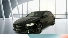 Metalliclack kosmosschwarz Gebraucht 2023 Mercedes A250 Progressive Limousine | 35.980 € (Fairer Preis)
