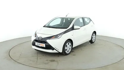 Gebraucht Toyota Aygo X-play 69 PS (50 kW) 2015 Kleinwagen
