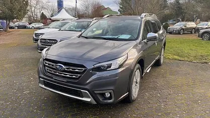 Neu Subaru Outback Platinum 169 PS (124 kW) 2026 Grau Limousine