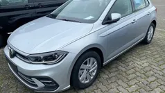 Reflexsilber metallic Gebraucht 2023 VW Polo Style Limousine | 20.980 € (Fairer Preis)