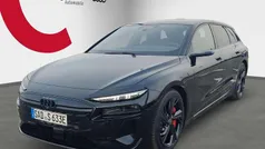 Mythosschwarz perleffekt Gebraucht 2025 Audi e-tron Comfort SUV | 89.888 € (Fairer Preis)