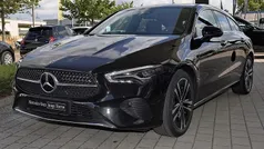 Schwarz Gebraucht 2024 Mercedes CLA200 Shooting Brake Progressive Kombi | 32.490 € (Fairer Preis)