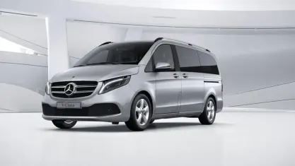 Gebraucht Mercedes V300 Avantgarde Edition 237 PS (174 kW) 2022 Brillantsilber Van / Kleinbus