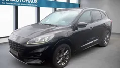 Schwarz Gebraucht 2022 Ford Kuga ST-Line SUV | 26.120 € (Guter Preis)