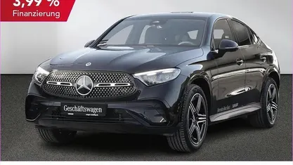 Gebraucht Mercedes GLC450 AMG 367 PS (269 kW) 2026 Lack obsidianschwarz met Coupé