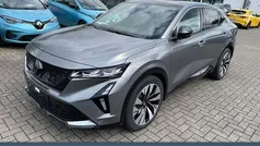 Grau Gebraucht 2024 Renault Rafale Techno SUV | 41.590 € (Fairer Preis)