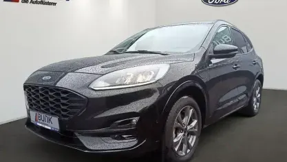 Gebraucht Ford Kuga ST-Line 224 PS (164 kW) 2023 Agate black metallic  (pn4gm) SUV
