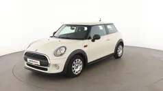 Weiß Gebraucht 2015 Mini ONE Kleinwagen | 9.160 € (Fairer Preis)