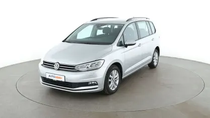 Gebraucht VW Touran Comfortline 150 PS (110 kW) 2019 Silber Van / Kleinbus
