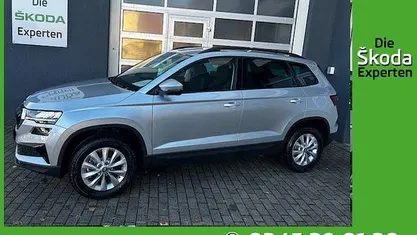 Gebraucht 2025 Skoda Karoq Selection SUV | 34.990 € (Fairer Preis)