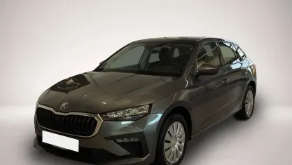 Gebraucht Skoda Scala Essence 116 PS (85 kW) 2024 Grau Kleinwagen