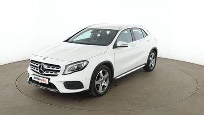 Usata Mercedes GLA200 AMG line 136 CV (100 kW) 2019 Bianco SUV