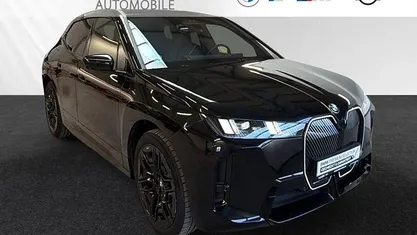 Usado BMW iX M Sport 455 kW (619 HP) 2025 Preto SUV