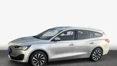 Silber Gebraucht 2023 Ford Focus Titanium Kombi | 20.800 € (Guter Preis)