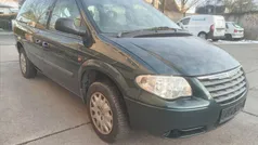 Grün Gebraucht 2005 Chrysler Grand Voyager Van / Kleinbus | 3.099 € (Fairer Preis)