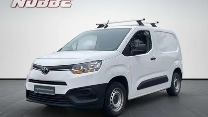 Gebraucht Toyota Proace City City 75 PS (55 kW) 2021 Schaumweiß Van / Kleinbus