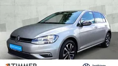 Silber Gebraucht 2019 VW Golf VII IQ Drive Limousine | 14.990 € (Fairer Preis)
