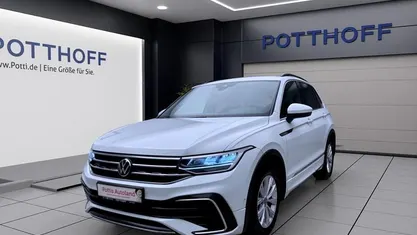 Gebraucht VW Tiguan R-line 150 PS (110 kW) 2022 SUV