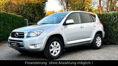 Silber Gebraucht 2006 Toyota RAV4 Executive SUV | 5.550 € (Fairer Preis)