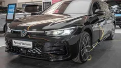 Schwarz Neu 2025 VW Passat R-line Kombi | 76.980 €